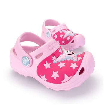 kids-crocs-clogs-4[1]-ee.jpg